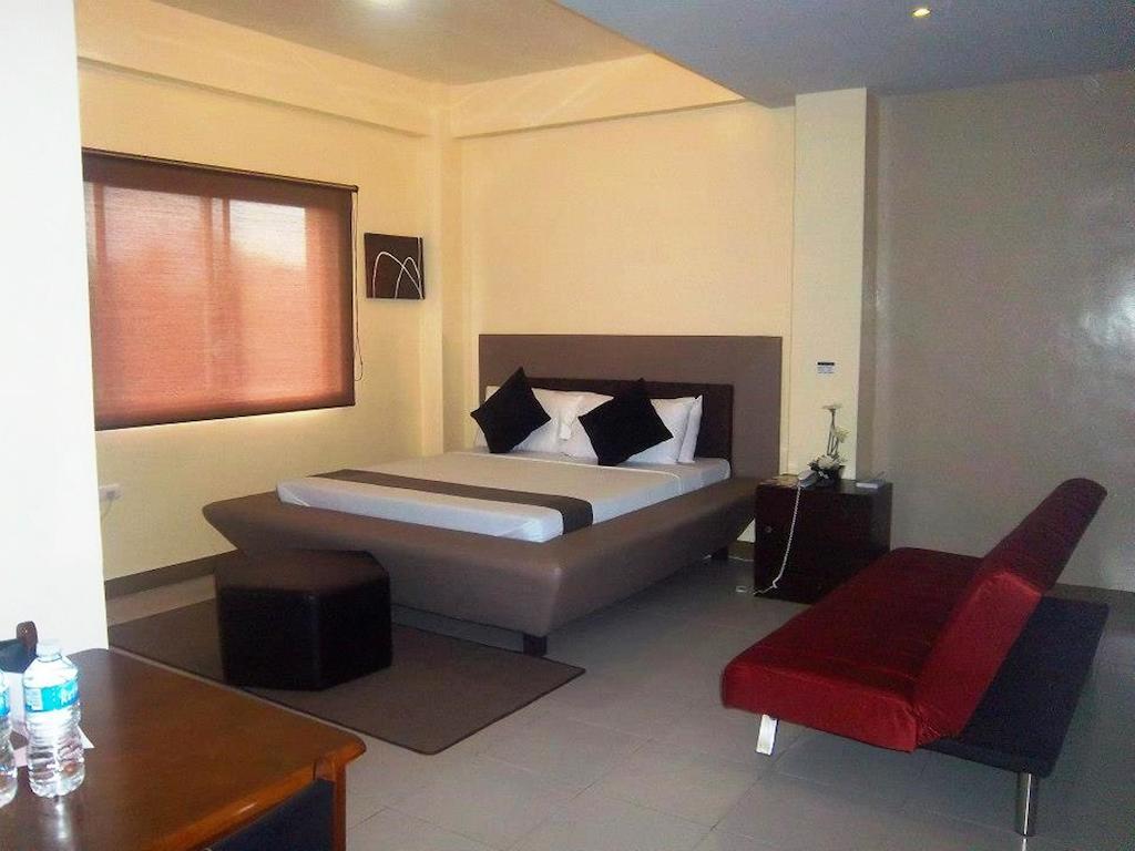 Hotel Cara Lipa City Eksteriør bilde